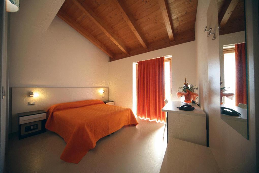 Hotel Incontro Peschici Værelse billede